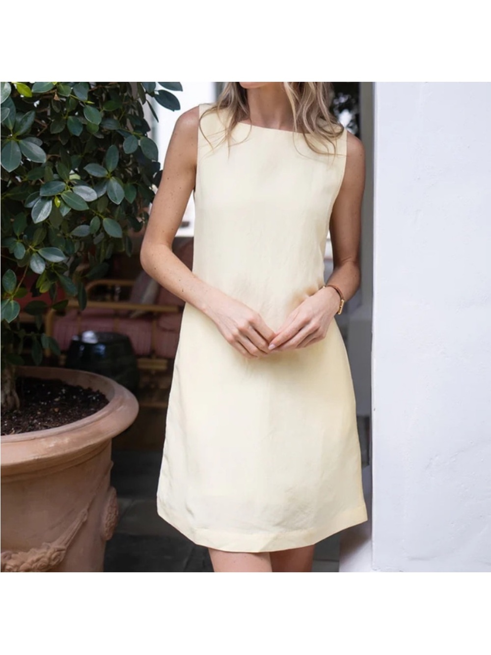 Julia Amory Serena linen dress in limonada